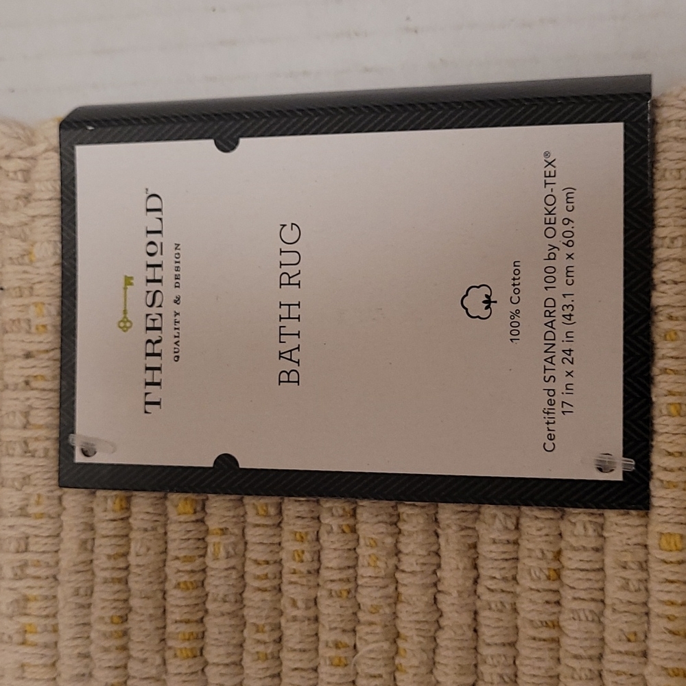 NWT Threshold Bath Rug - Picture 4 of 16